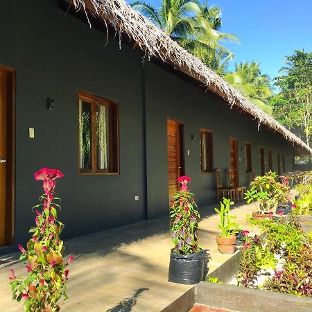 Bayud Boutique Resort General Luna  Exterior photo